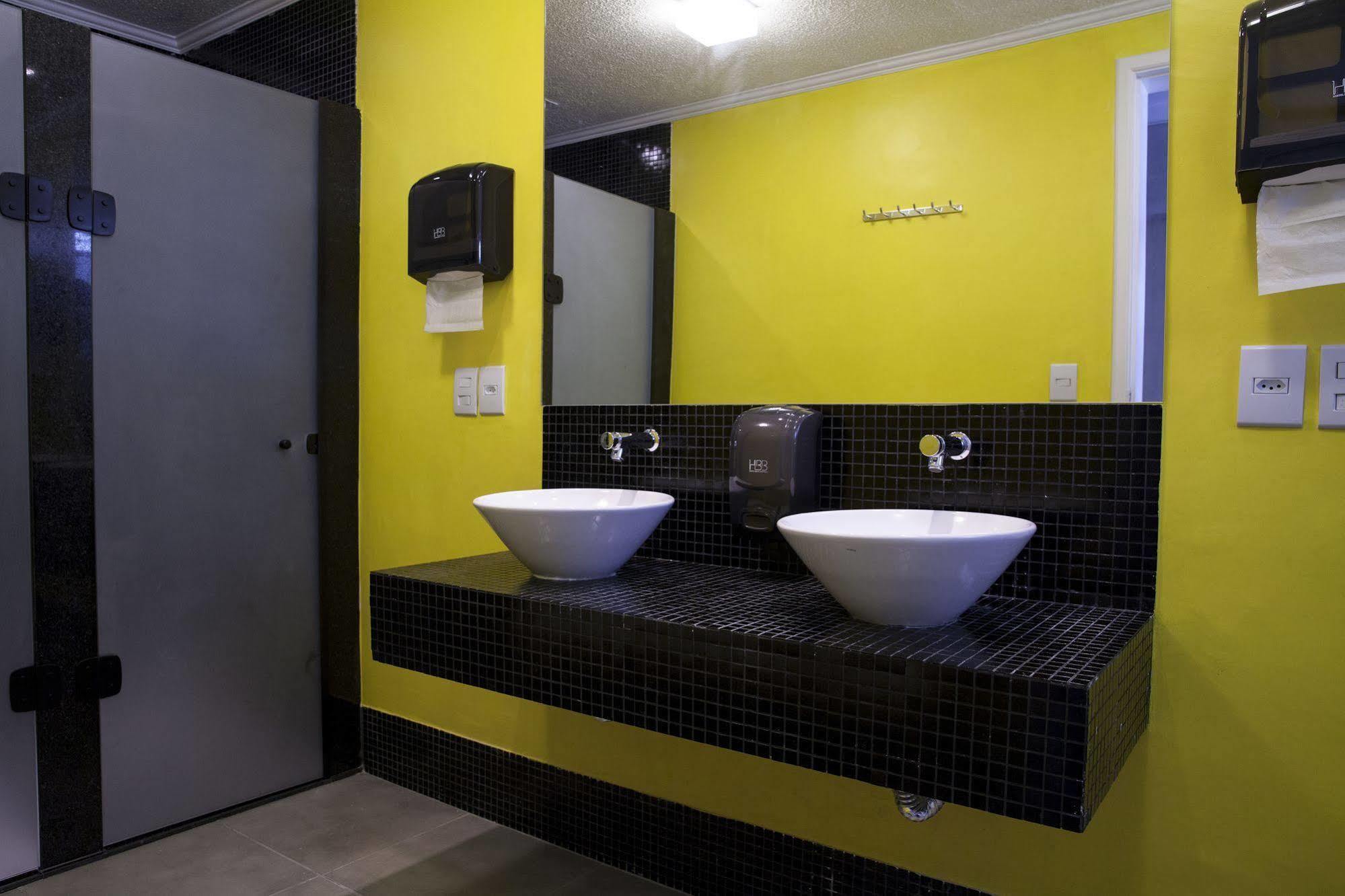 Hbb Hostel "Bar"- Vila Madalena เซาเปาโล ภายนอก รูปภาพ